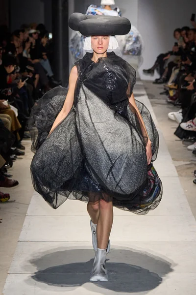 Look 5
